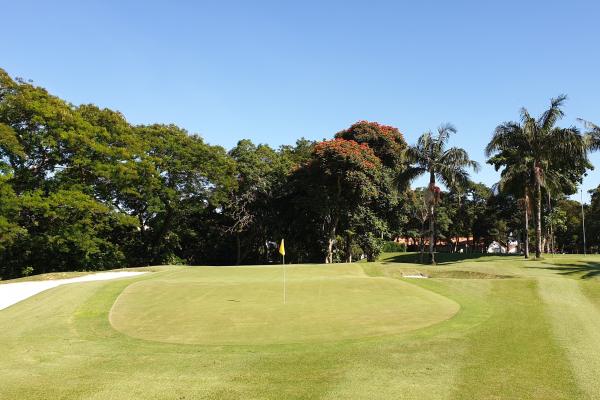 Das Lastgreen am Golfplatz vom Sao Paulo Clube de Campo Golfclub.