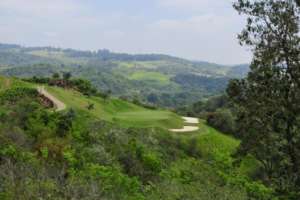 Blick auf den Golfplatz vom Vista Verde Golfclub bei Sao Paulo.