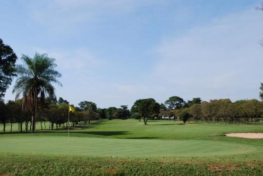 Blick auf das Grün vom Bastos Golfclub im Bundesstaat Sao Paulo.