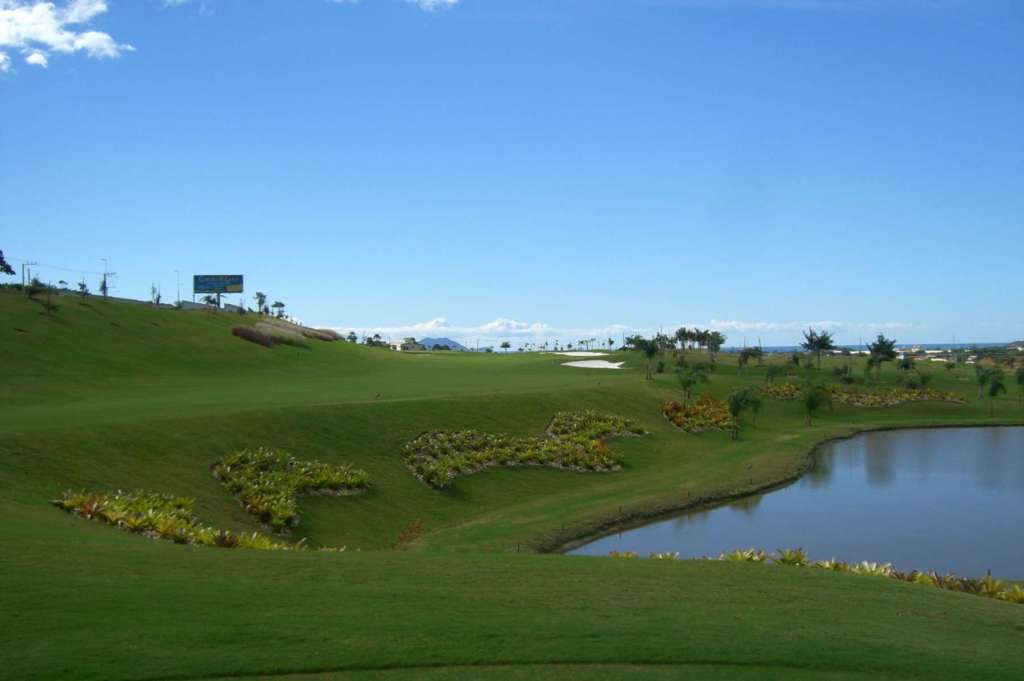 See am Golfplatz vom Costao Golfclub in Florianopolis.