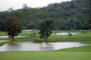 Blick auf die Seen vom Golfplatz vom Guarapiranga Golfclub in Sao Paulo.