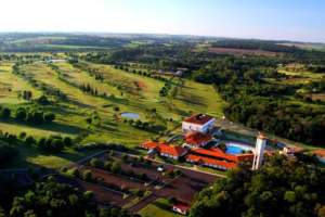 Blick auf den Golfplatz vom Iguassu Falls Golfclub und das angeschlossene Wish Ressort.