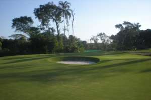 Grenn am Golfplatz vom Riviera de Sao Lourenco Golfclub im Bundesstaat Sao Paulo.